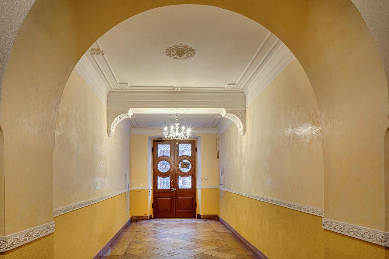 Casa Vacanze Ginevra 1 Triëst Buitenkant foto