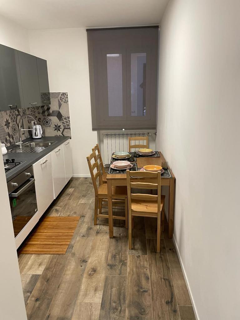 Casa Vacanze Ginevra 1 Triëst Buitenkant foto
