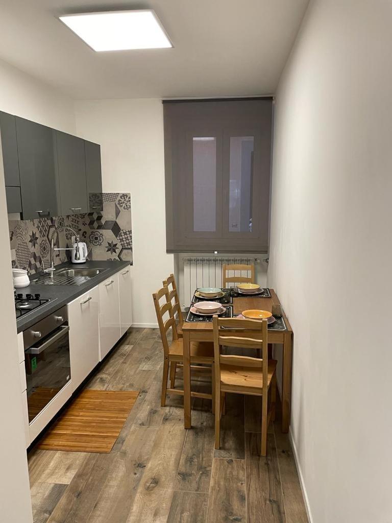 Casa Vacanze Ginevra 1 Triëst Buitenkant foto